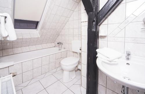 Fischbeck Hotel | Pet-Friendly Hotel Café am Stift with Breakfast Included