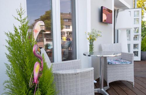 Schalkenmehren Hotel | Pet-Friendly Getaway at Hotel Café del Maar - Rated 9/10