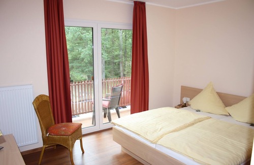 Manderscheid Hotel | Elegant Stay at Hotel-Café-Restaurant Heidsmühle