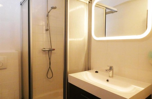 Dokkum Hotel | Elegant Stay at Hotel Café Restaurant De Posthoorn