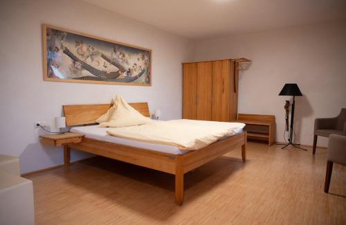 Deidesheim Hotel | Discover Hotel & Café Ritter von Böhl with Family-Friendly Amenities