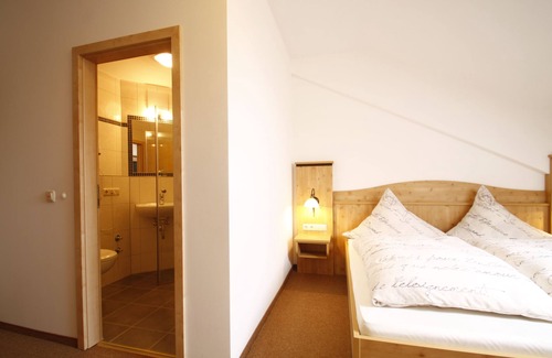 Egling Hotel | Relax at Hotel Cafe Hanfstingl - 9.2/10 Rated with Spa