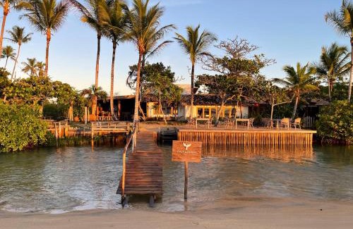 Curuipe Hotel | Oceanfront Hotel Calá & Divino: Pet Friendly Getaway