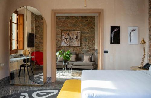 San Giovanni Hotel | Discover Hotel Calimala: 4-Star Stay with Top Amenities