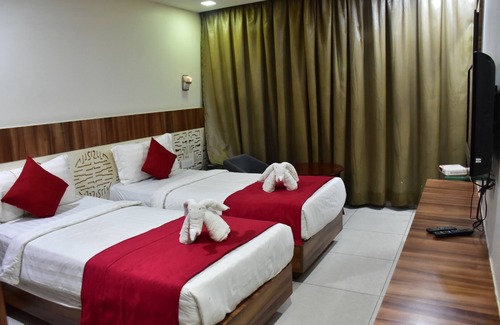 Durg Hotel | Budget-Friendly Hotel Cambean with Breakfast & Child Care