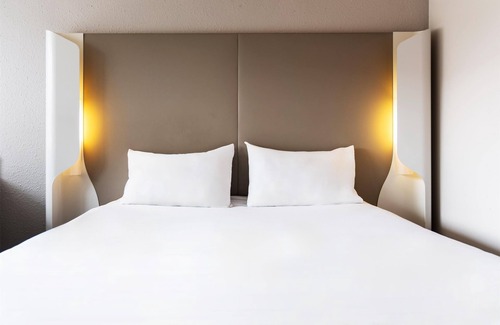 Montesson Hotel | Enjoy Hotel Campanile Montesson - Le Vésinet with Spa & Dining