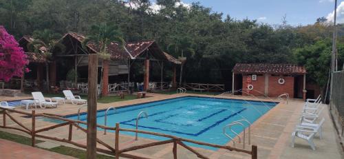 San Gil Hotel | Discover Hotel Campestre UMPALÁ: Pet Friendly & Ocean View