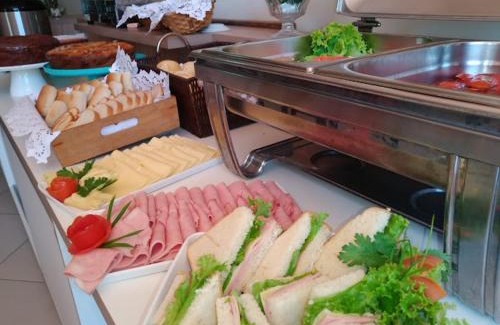 Jarinu Hotel | Budget-Friendly Hotel Canaã Express with Family Amenities