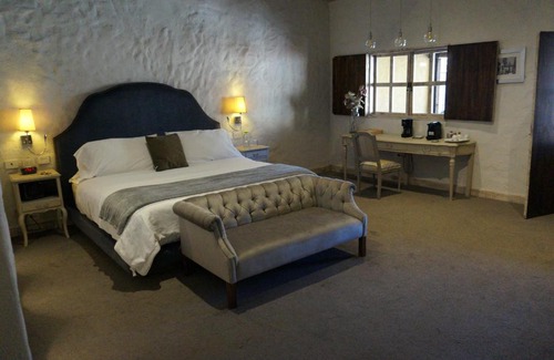 Santeagueda Hotel | Elegant Hotel Canaria: 5-Star Spa Retreat with Hot Tub