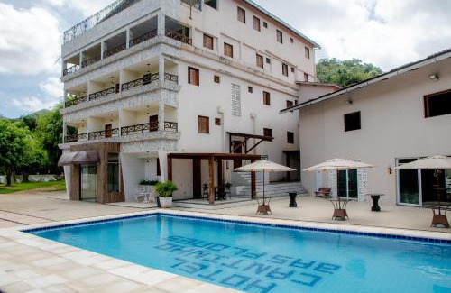 Baturite Hotel | Discover Hotel Cantinho das Flores: Pet-Friendly Retreat