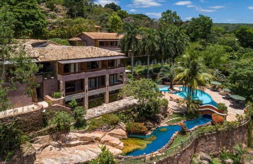 Lencois Hotel | Escape to Hotel Canto das Águas - 4-Star Oceanfront Retreat