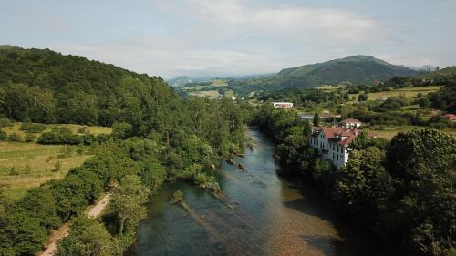 San Juan de Parres Hotel | Family-Friendly Retreat at Hotel Capitán - Guest Rated 7.4