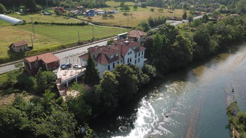 San Juan de Parres Hotel | Family-Friendly Retreat at Hotel Capitán - Guest Rated 7.4