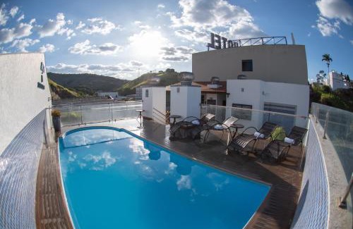 Olga Prates Correa Hotel | Oceanfront Escape at Hotel Capital Das Pedras - 4 Star Stay