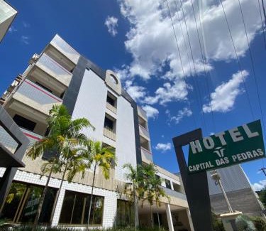 Olga Prates Correa Hotel | Oceanfront Escape at Hotel Capital Das Pedras - 4 Star Stay