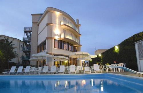 San Mauro a Mare Hotel | Oceanfront Hotel Capitol: Pet-Friendly Stay with Pool & Spa