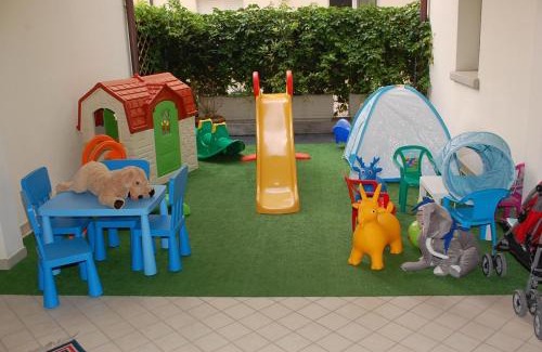 San Mauro a Mare Hotel | Oceanfront Hotel Capitol: Pet-Friendly Stay with Pool & Spa