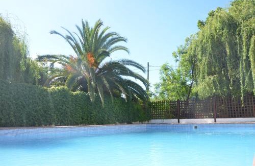 Carmen de Areco Hotel | Hotel Carmen de Areco: Pet-Friendly Retreat with Ocean Views
