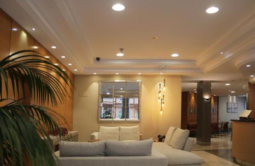 Las Campas y San Claudio Hotel | Discover Comfort at Hotel Carreño - Rated 8.4/10!