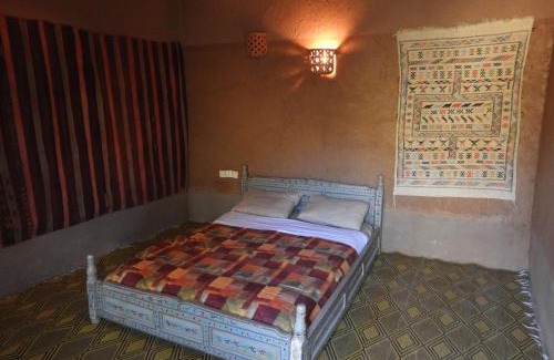 M'Hamid El Ghizlane Hotel | Discover Hotel Carrefour des Nomades with Oceanfront Pool