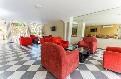 El Prado Hotel | Welcoming Hotel Casa Ballesteros: Pool, Spa & Family-Friendly
