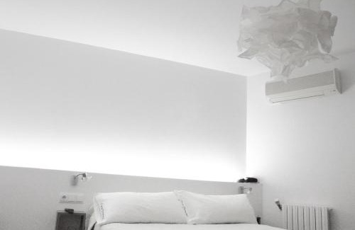 Aren Hotel | Guest Favorite: Hotel Domenc with Breakfast & Accessibility