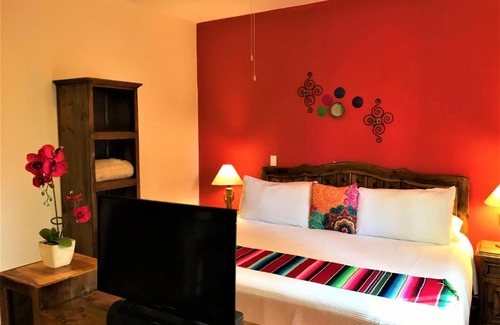 Loreto Hotel | Guest Favorite: Hotel Casa Mangos Loreto with 9/10 Rating