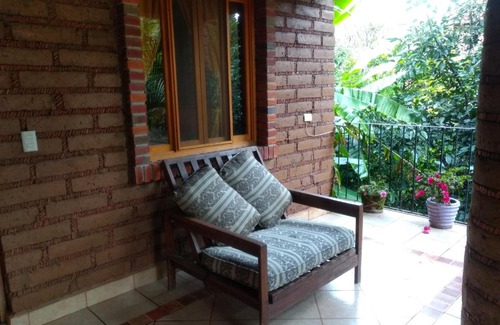Malinalco Hotel | Relax at Hotel Casa Pomarrosa with Oceanfront Bliss