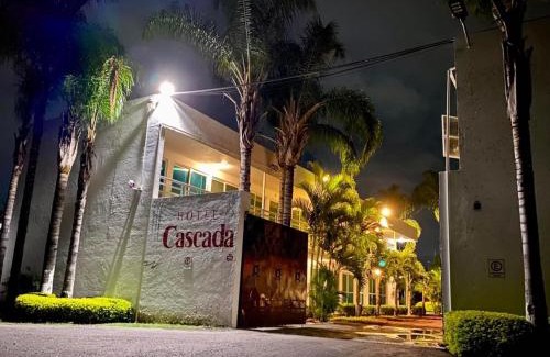 Cuautla Hotel | Relax at Hotel Cascada: Oceanfront Pool & Family-Friendly Fun