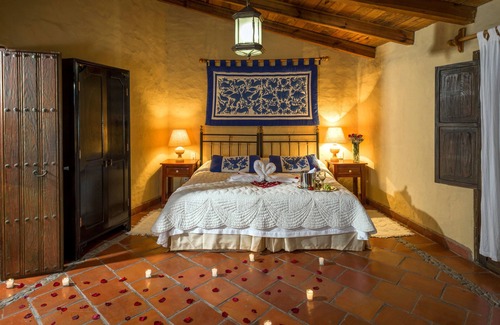 Tapalpa House | Relax at Hotel Casona de Manzano with Spa & Restaurant