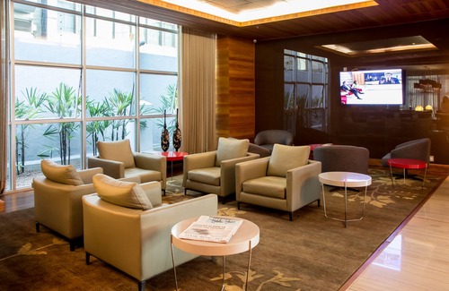 Funcionarios Hotel | Discover TRYP Belo Horizonte Savassi: Spa & Family-Friendly