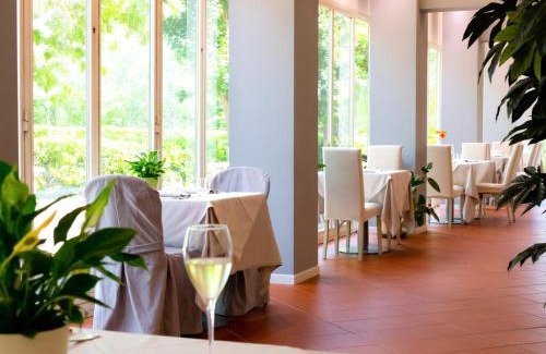 Castel San Pietro Terme Hotel | Elegant Hotel Castello Artemide Congressi with Top Amenities