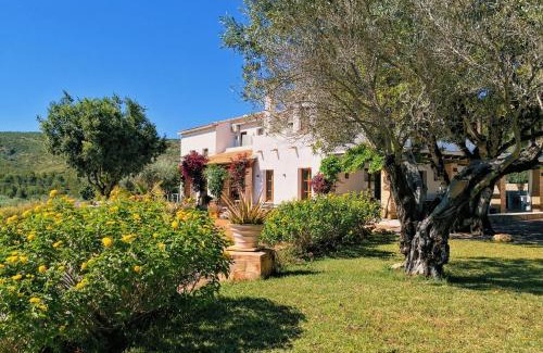 Alcalali House | Guest Rated 10/10 at Castell de la Solana with Ocean Views