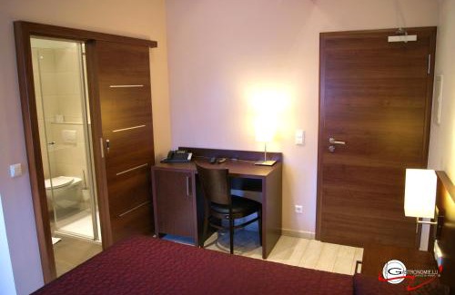 Senningerberg Hotel | Discover Hotel il Castello Borghese: Pet-Friendly Retreat