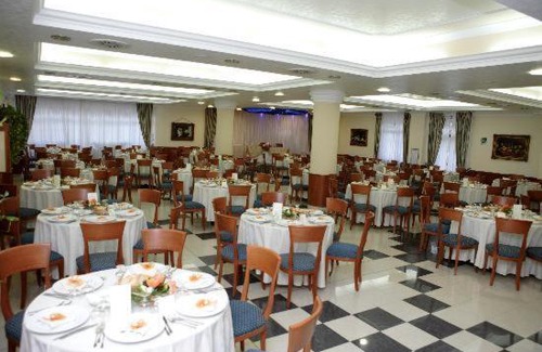 Filadelfia Hotel | Pet-Friendly Hotel Castelmonardo with Breakfast Included