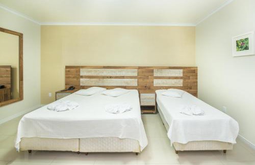 Gravatal Hotel | Hotel Castelo: Guest Rated 9/10 with Pool & Hot Tub Access