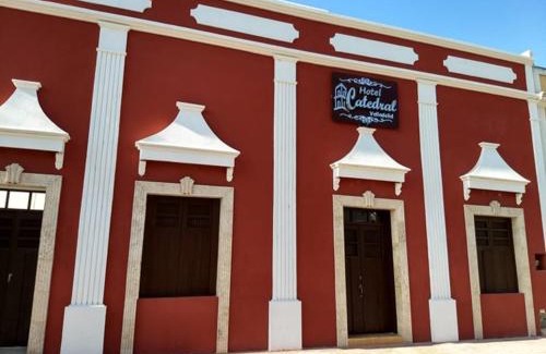 Chichen Itza - Valladolid Hotel | Family-Friendly Hotel Catedral Valladolid with Pool Access