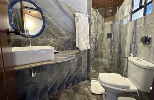 Rio Vermelho Hotel | Explore Hotel Catharina Paraguaçu: Family-Friendly Retreat