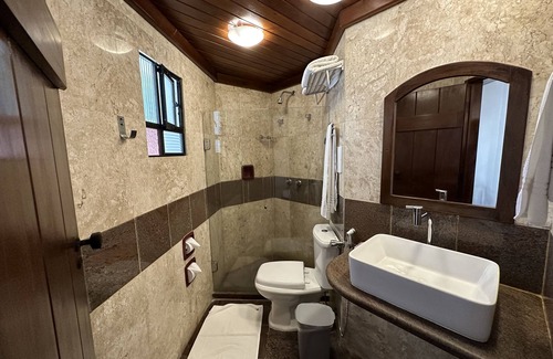 Rio Vermelho Hotel | Explore Hotel Catharina Paraguaçu: Family-Friendly Retreat