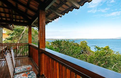 Sao Pedro da Aldeia Hotel | Pet-Friendly Escape at Hotel Cave do Sol with Pool & Breakfast