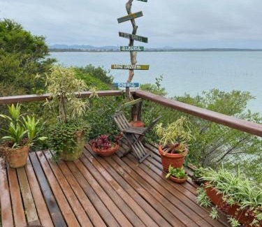 Sao Pedro da Aldeia Hotel | Pet-Friendly Escape at Hotel Cave do Sol with Pool & Breakfast
