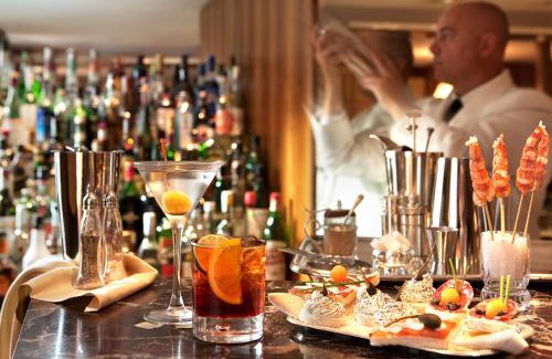 Borgonuovo Hotel | Relax at Hotel Cavour: 4-Star Stay with Spa & Dining