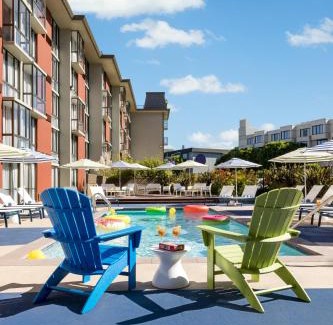 Fisherman's Wharf Hotel | Discover Hotel Caza: Oceanfront Retreat at Fisherman's Wharf