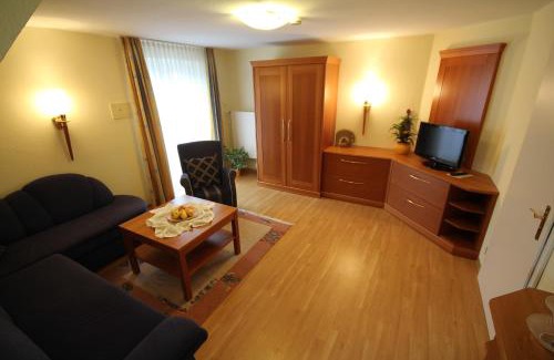 Unterallgau Hotel | Discover Hotel Cebulj: Family-Friendly with Hot Tub Access