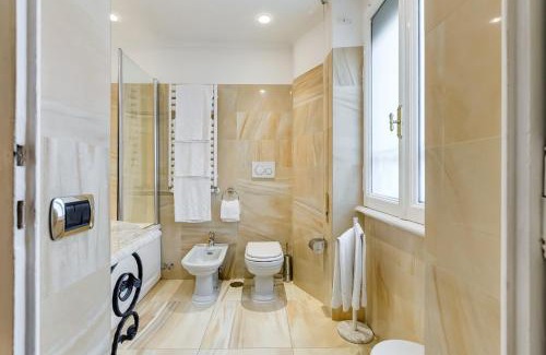 Repubblica Hotel | Hotel Cellini: Guest Rated 9/10 with Family-Friendly Amenities