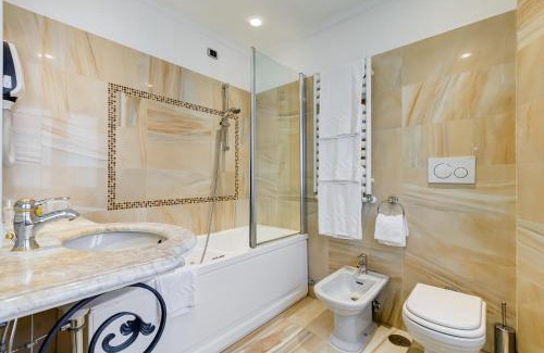 Repubblica Hotel | Hotel Cellini: Guest Rated 9/10 with Family-Friendly Amenities