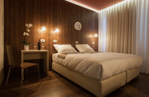 Postojna Hotel | Discover Comfort at Hotel Center with Spa and Family Amenities