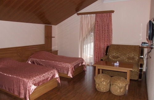 Jermuk Hotel | Budget-Friendly Hotel Central with Spa and Breakfast Included