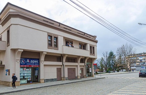 Karlovo Hotel | Budget-Friendly Hotel Central: Pet and Child Friendly Stay