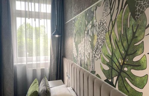 Kecskemet Hotel | Discover Hotel Central: Pet-Friendly Stay with Pool & Breakfast